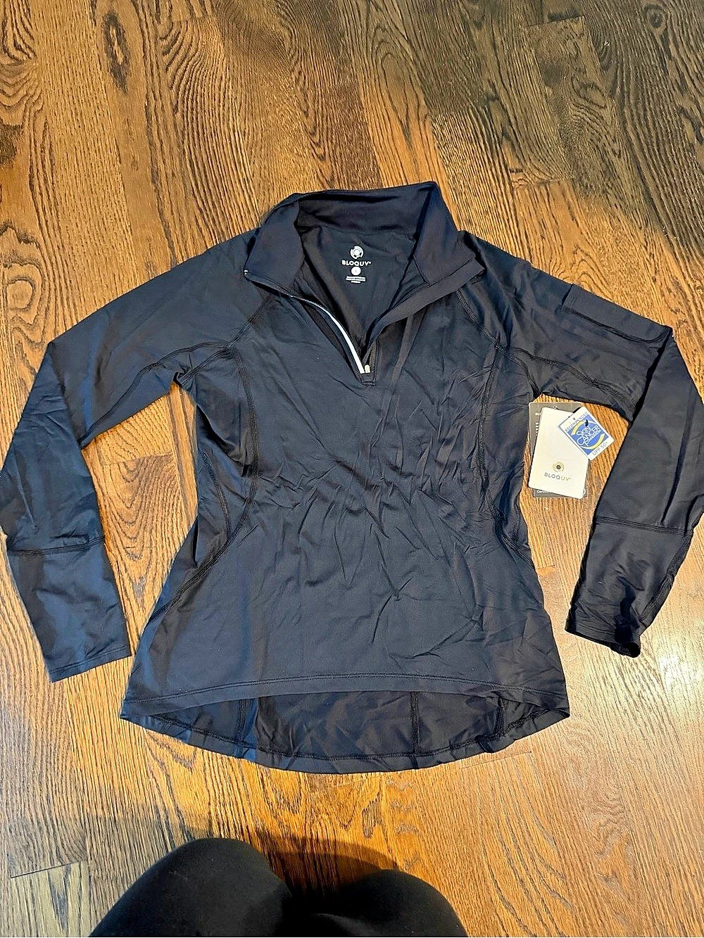 BloqUV Mock Zip Top Black Large NWT